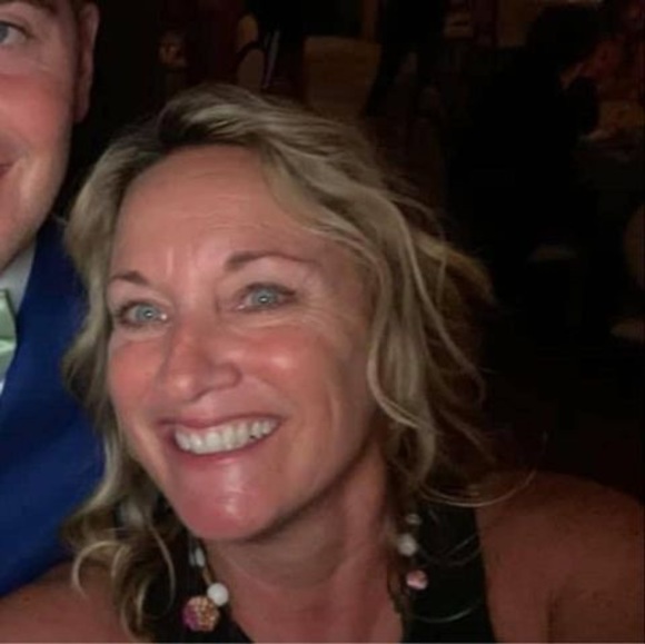 Meet your Posher, Siobhan - Picture 1 of 1